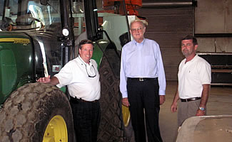 Agriculture Commissioner Tommy Irvin Visits Phillip Jennings Turf Farms